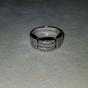 14k White Gold and Diamond Ring